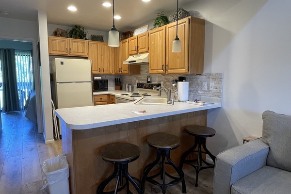 Refrigerador, microondas, horno, placa de cocina