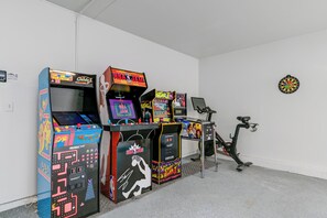Spielezimmer