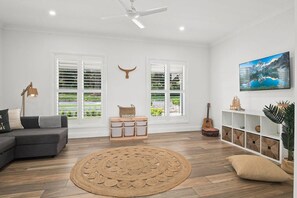 Living area - Country House Getaway in the Southern Highlands (Bundanoon)