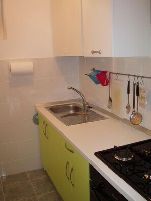 Apartment | 2 bedrooms - Apartments Neva - 30 m From sea (Jelsa)