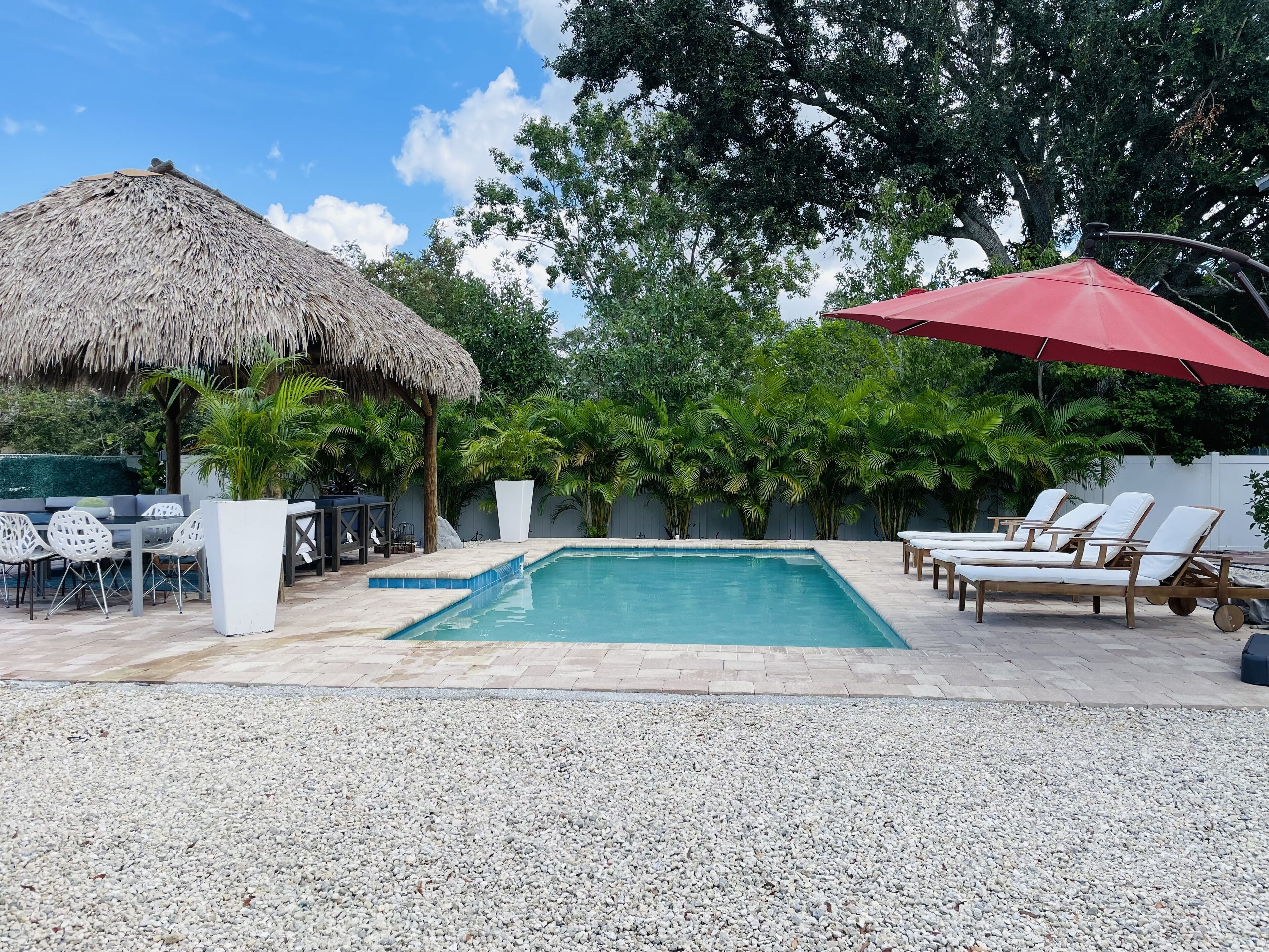 Ulkouima-allas, lämmitetty uima-allas