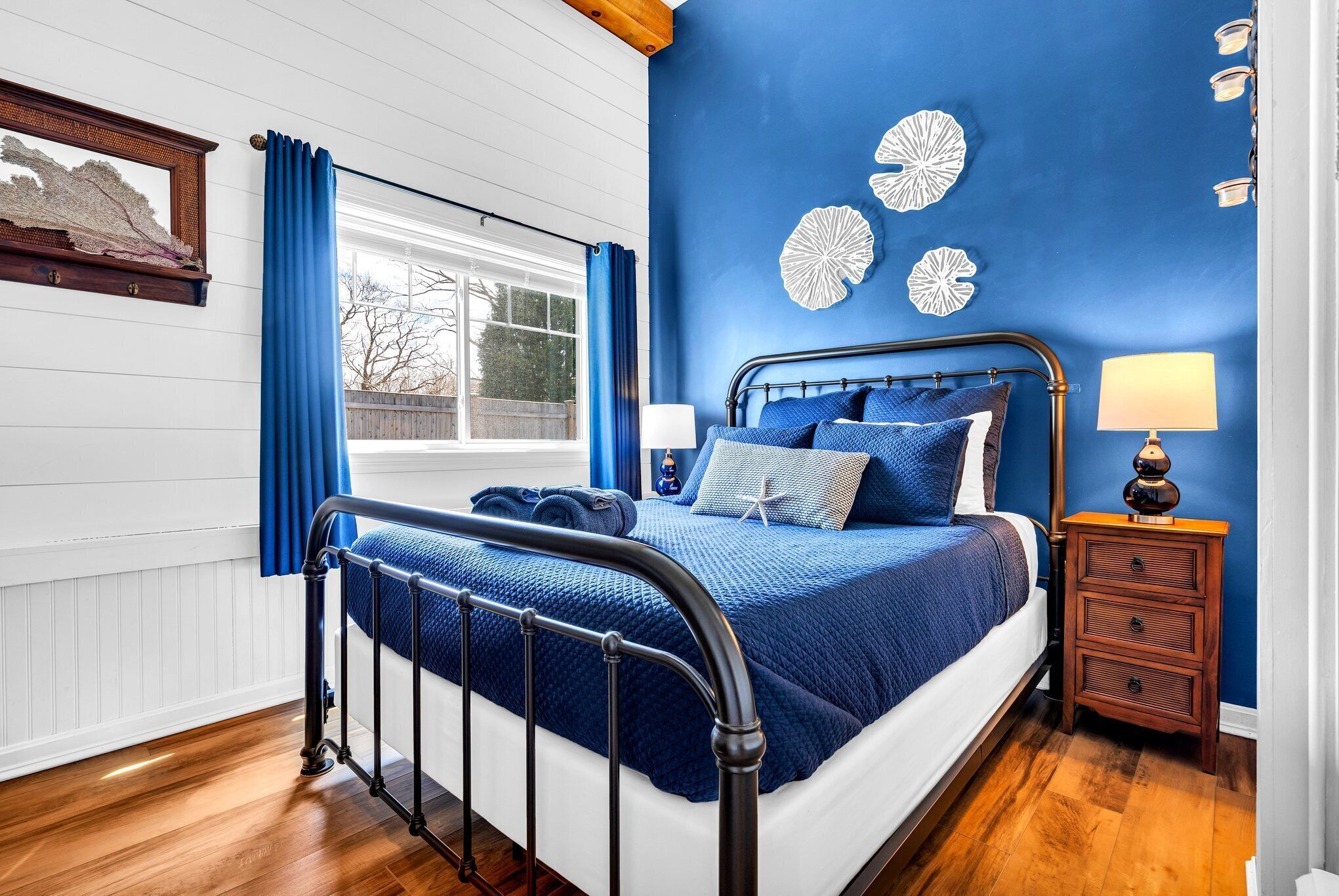 6 Schlafzimmer, Schreibtisch, Bügeleisen/Bügelbrett, kostenloses WLAN