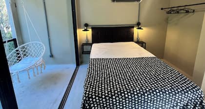 Monkey Lodge - House in the forest