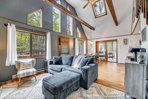 Beach Access,FirePit,Game Rm,Water Park