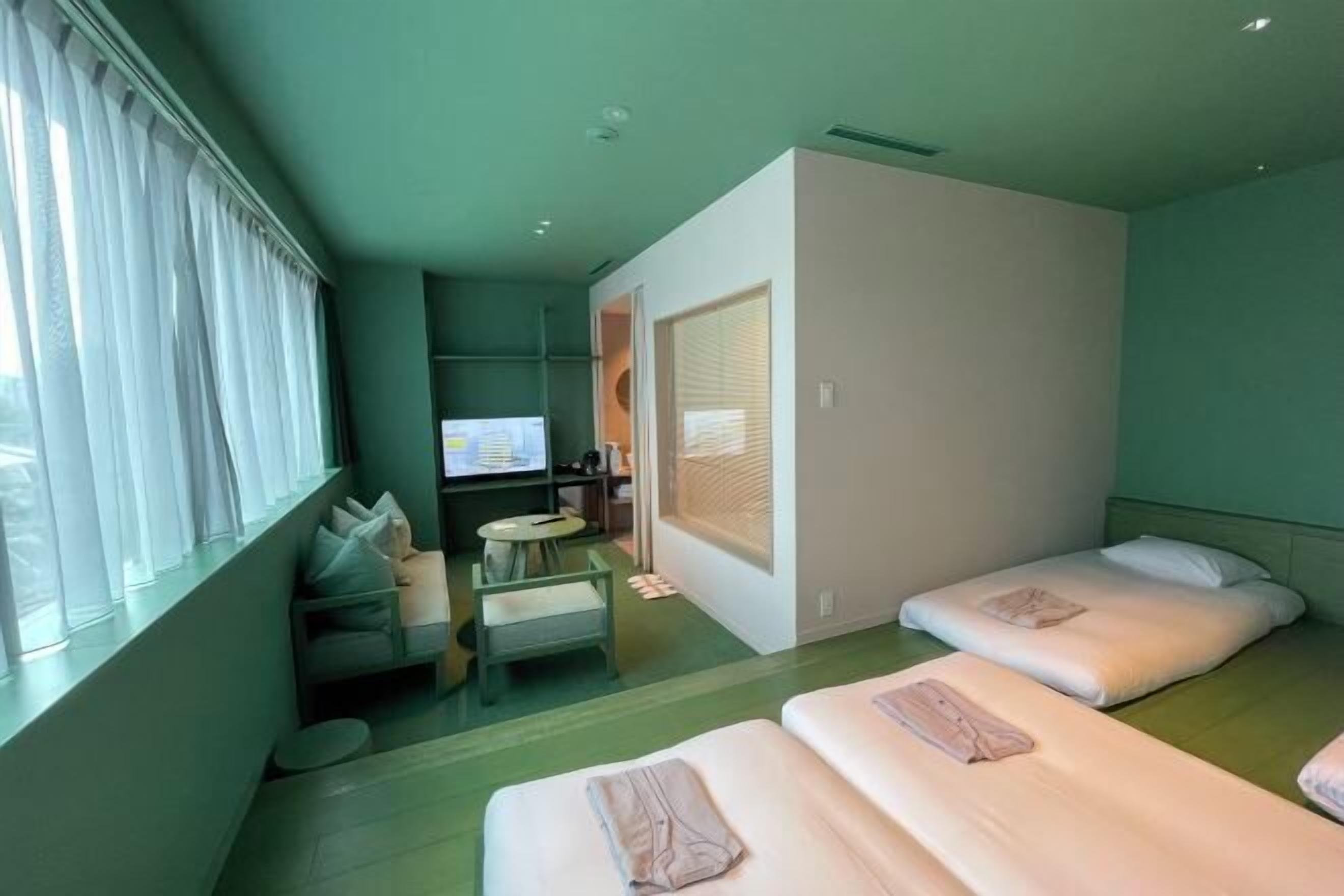 Een kluis op de kamer, verduisterende gordijnen, geluiddichte muren