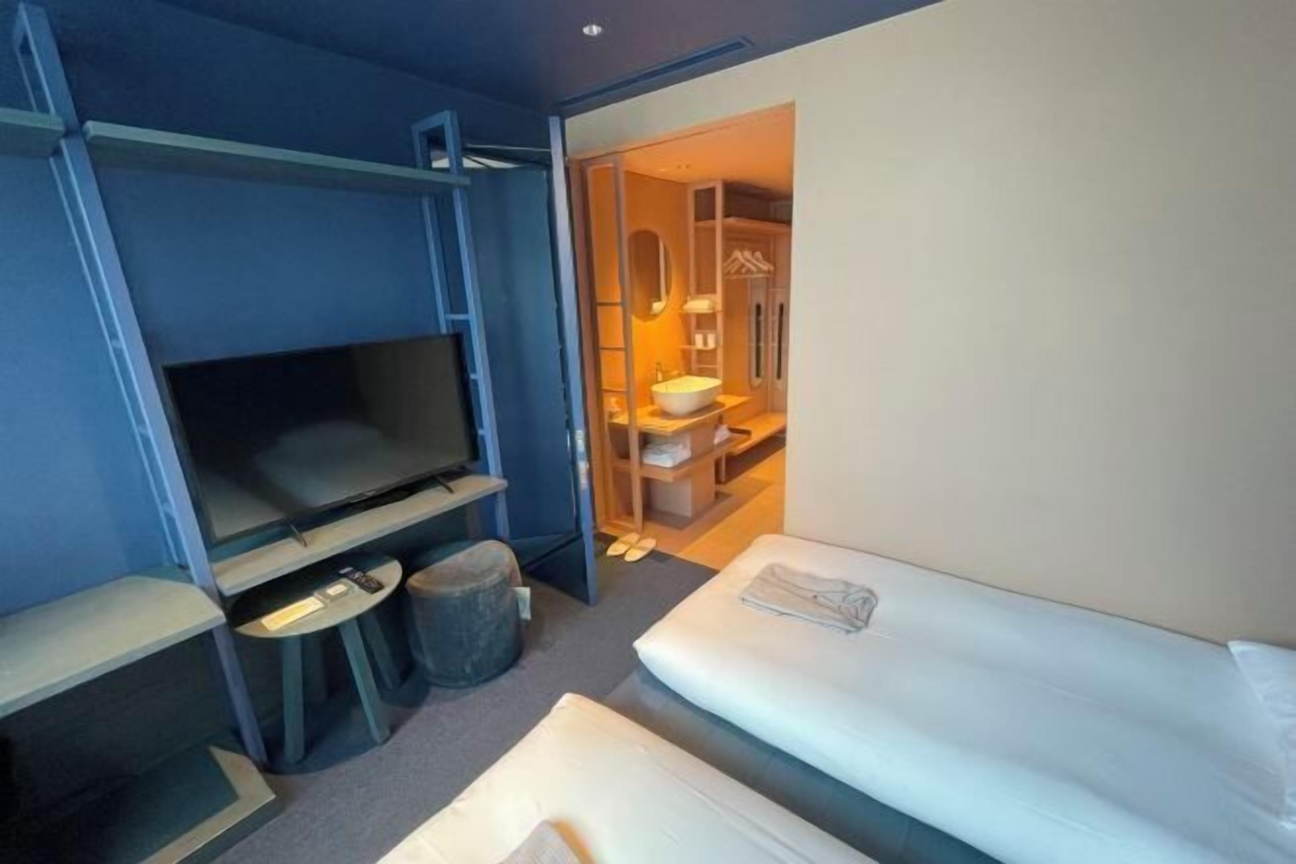 Een kluis op de kamer, verduisterende gordijnen, geluiddichte muren