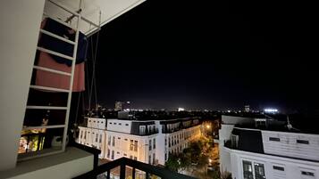 Basic Shared Dormitory | Bathroom shower