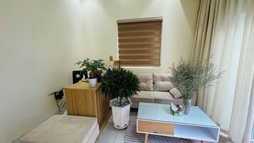 In-room safe, desk, laptop workspace, free WiFi