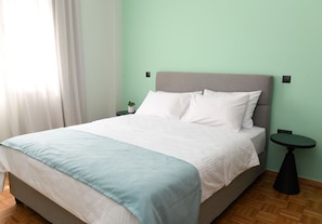 2 bedrooms, desk, iron/ironing board, WiFi - Alkmini Apartment!!! (Μενεμένη)