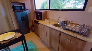 Fridge, microwave, coffee/tea maker, electric kettle - Suite Dream Blue Tu Descanso Soñado! Tamarindo Costa Rica (Provincia de Guanacaste)