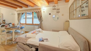 ファミリー スタジオ (Cozy Nest in the old Town of)