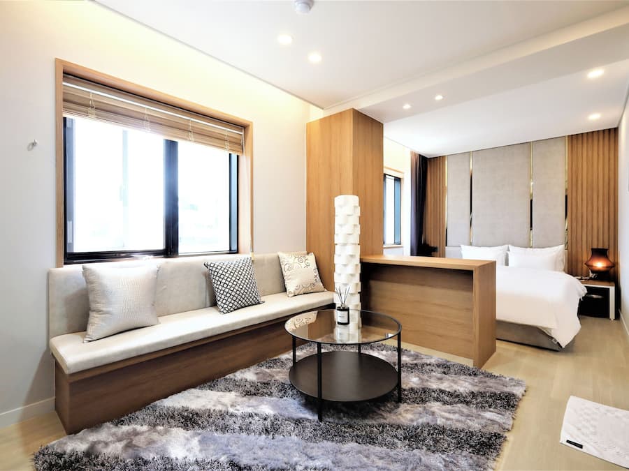 VVIP Room Type 3 | Blackout drapes, free WiFi