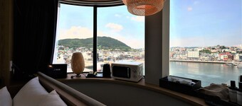 DELAMOUR Hotel