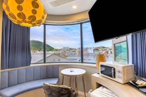 Deluxe Room, Ocean View | Individually decorated, individually furnished, desk, free WiFi - DELAMOUR Hotel (Tongyeong)