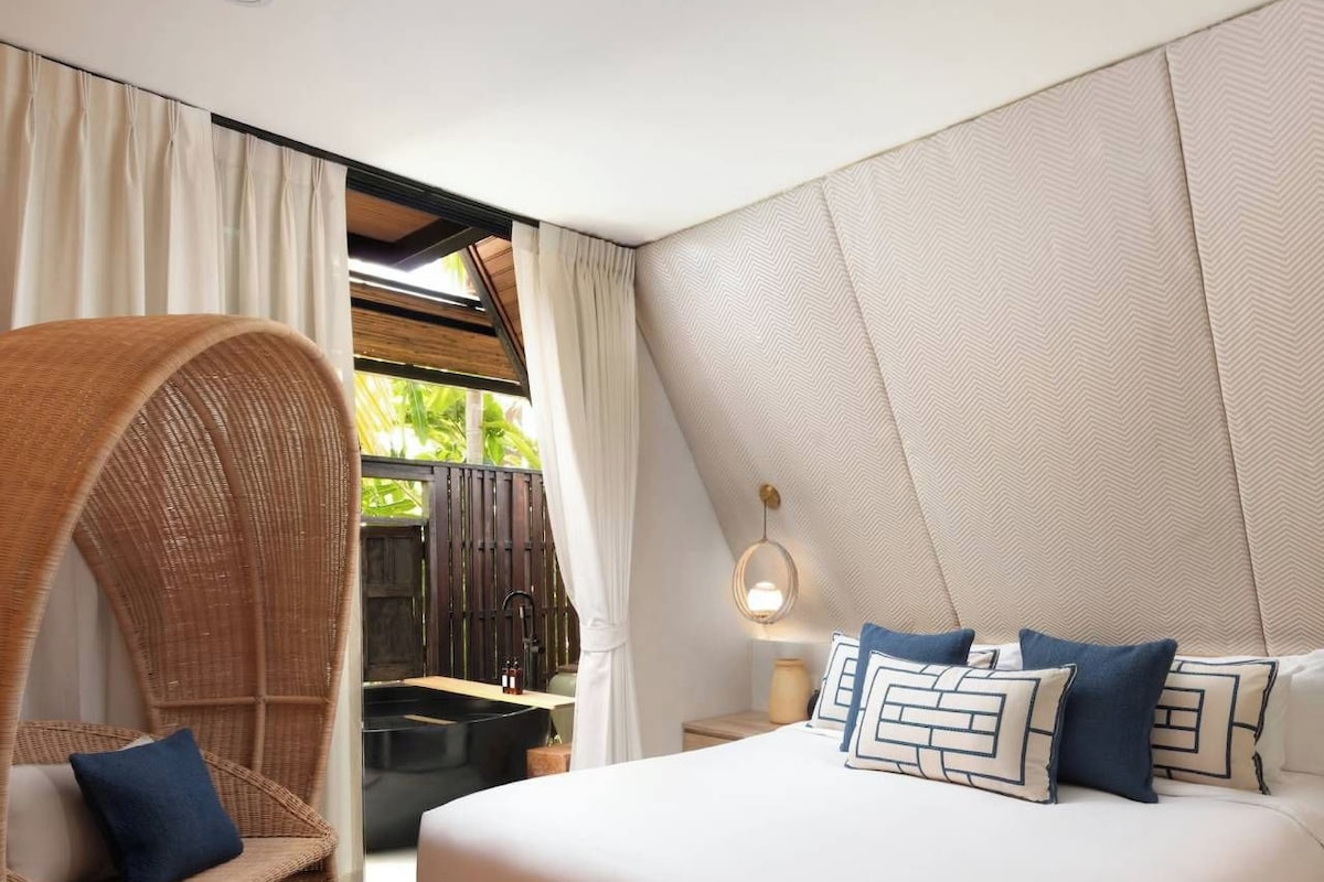 Deluxe Cottage | Premium bedding, free minibar, in-room safe, laptop workspace