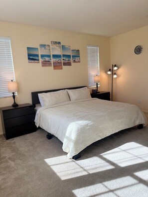 4 bedrooms, iron/ironing board, free WiFi, bed sheets