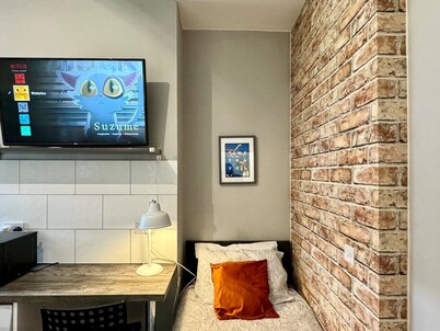 Limpenny Studio - Budget Stay for Solo Guests