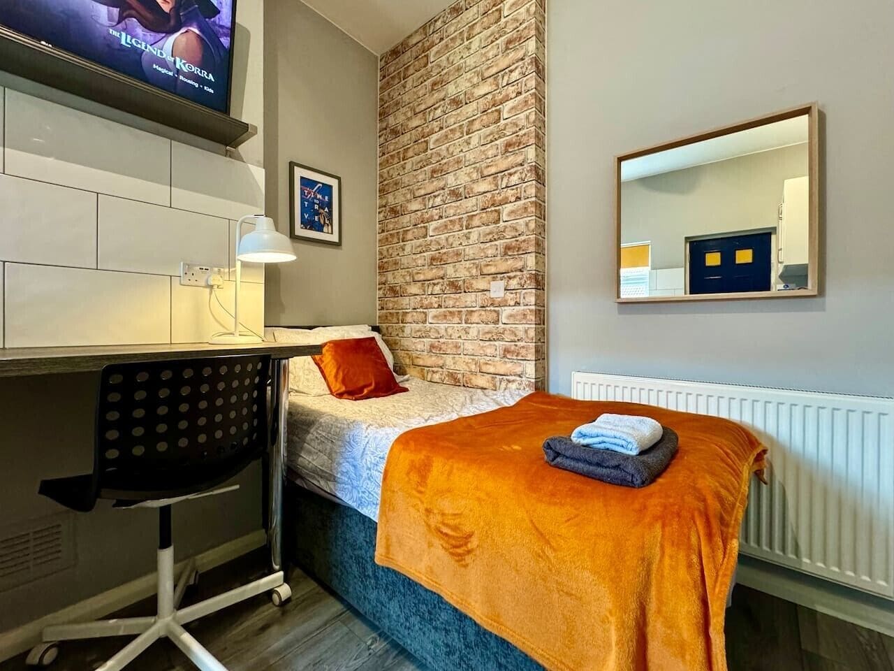 1 bedroom, iron/ironing board, free WiFi