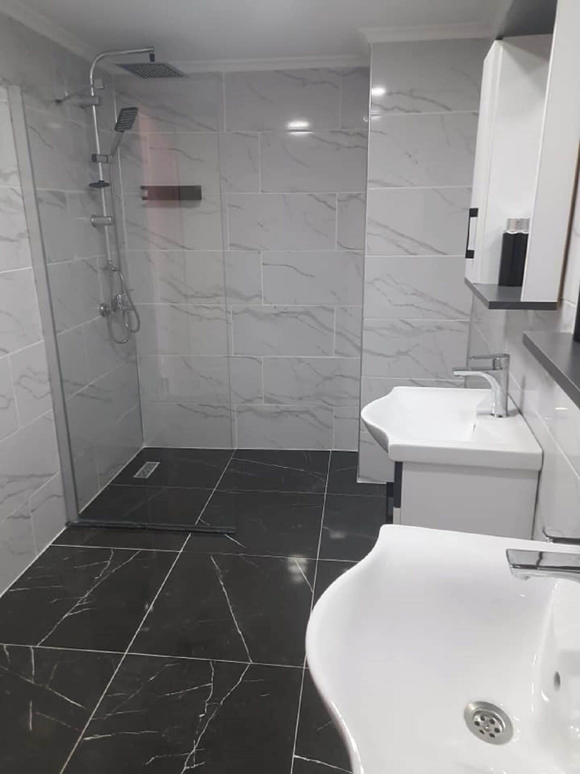 Comfort Triple Room | Bathroom