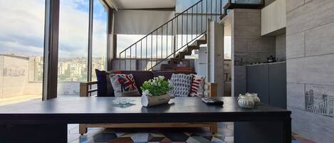 Studio, Smoking, Balcony | Interior