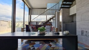 Studio, Smoking, Balcony | Interior