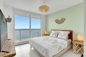 3 habitaciones, escritorio, tabla de planchar con plancha y wifi gratis 