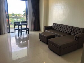 Executive Room | Living area