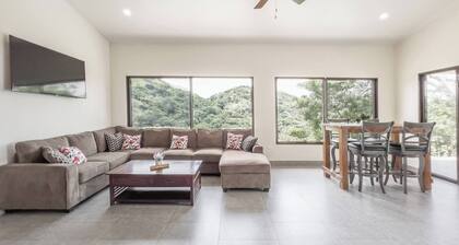 Journeys End-stunning Views In Gated Community