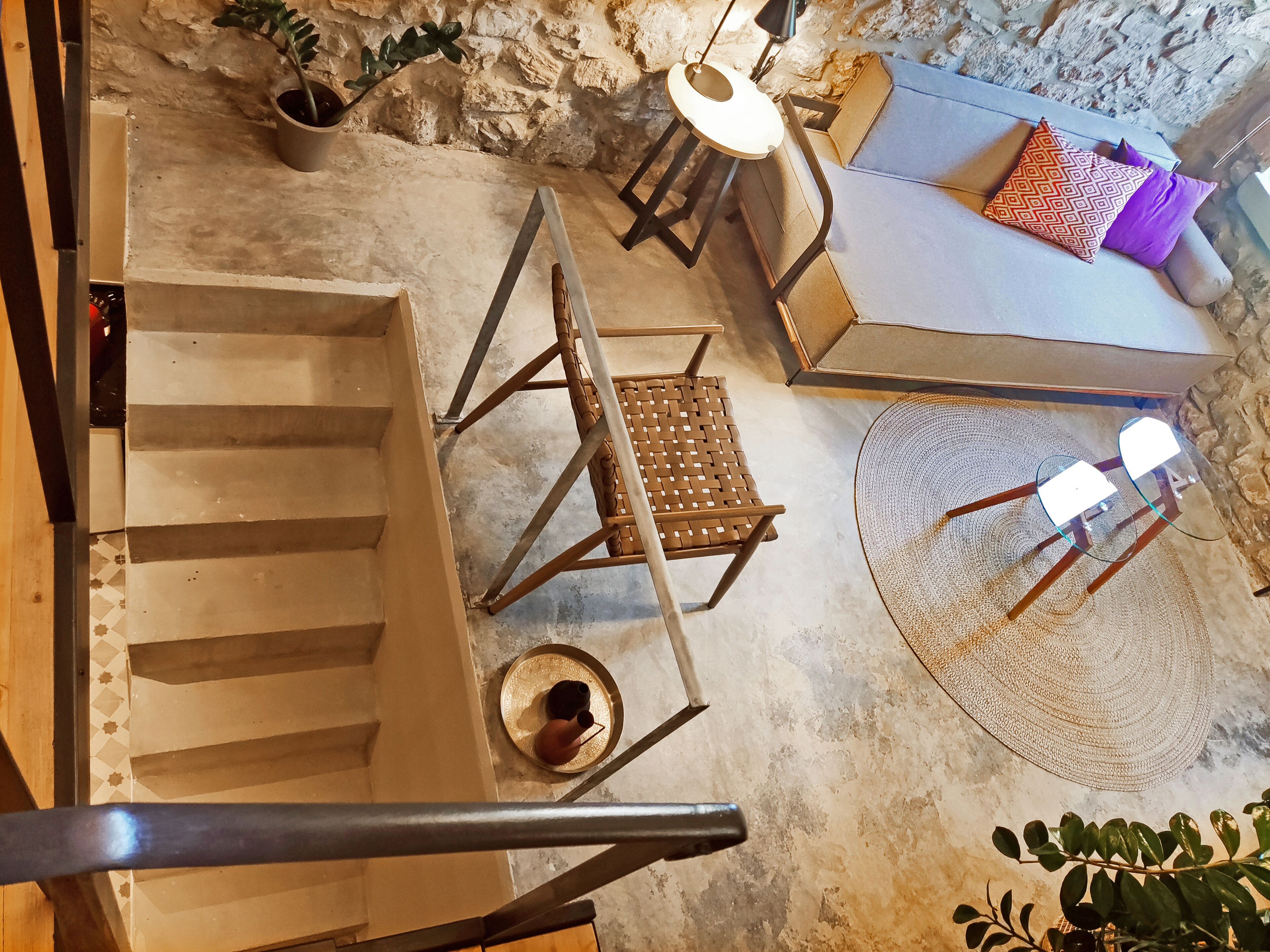 Studio Deluxe | Bộ đồ giường kháng dị ứng, nệm Select Comfort, trang trí khác biệt 