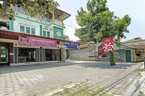 Fachada da propriedade