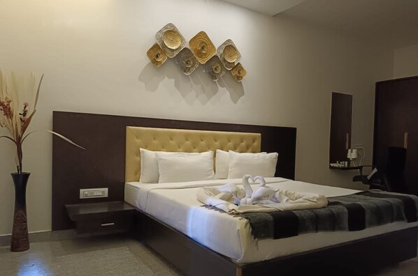 1 bedroom, iron/ironing board, free WiFi - Amazing Fun World By Nexottel (Dwarka)