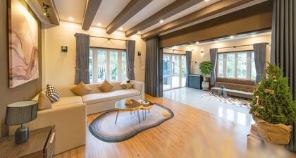 Uyên Khang Villa- Entire House - 6 bedrooms, garden, barbecue, nice full-view
