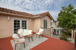 Terrace/patio - Sunset Views Retreat (Vista)