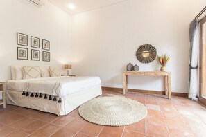 2 عدّة غرف نوم ومكواة/لوح كي وواي فاي مجانًا وملاءات أسرّة