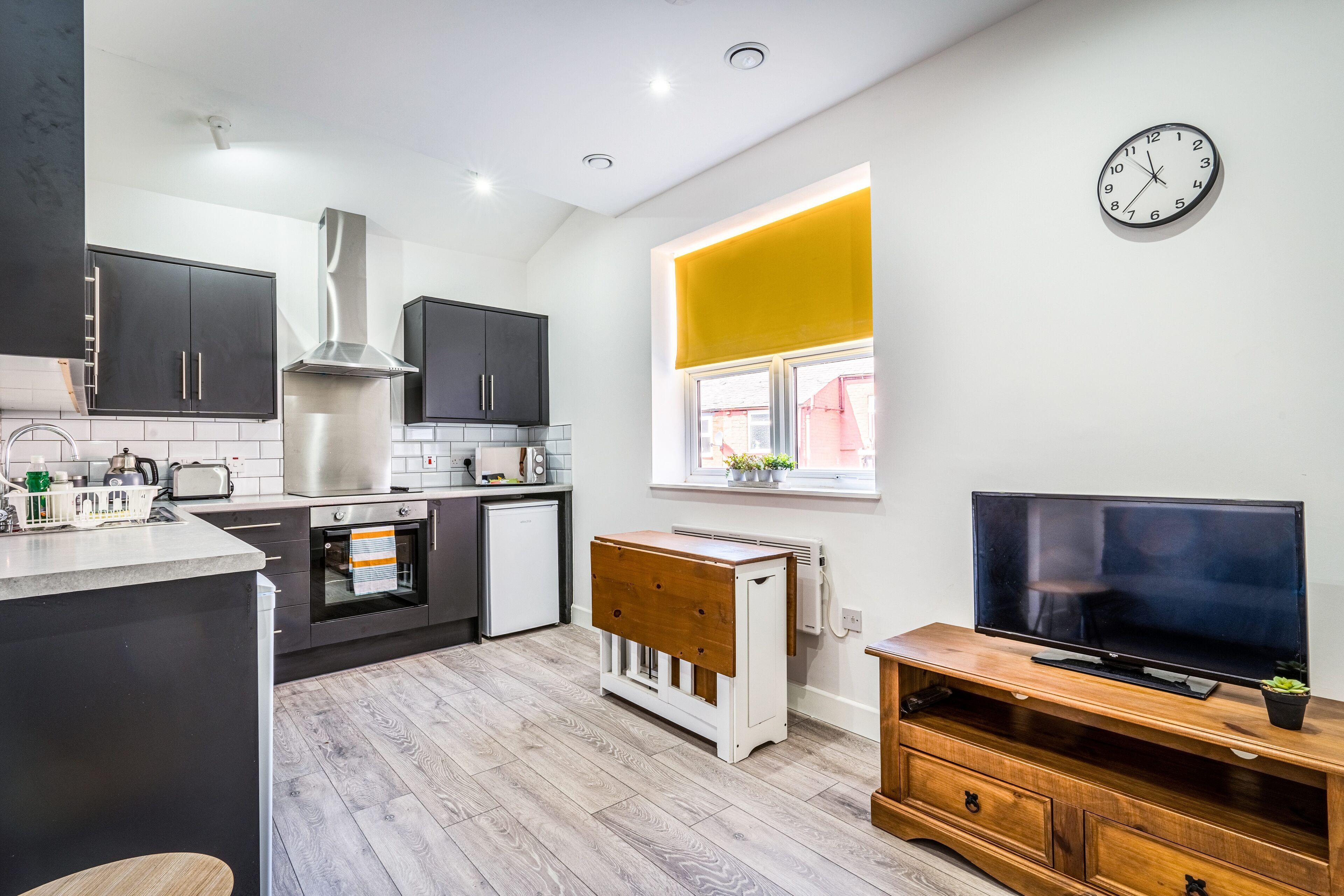 Fridge, microwave, oven, toaster