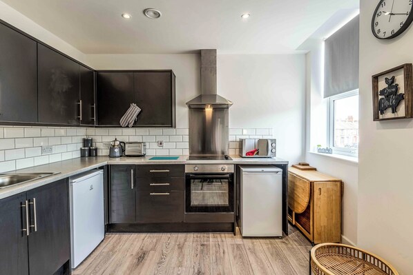 Fridge, microwave, oven, toaster