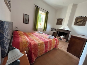 Apartment, 2 Bedrooms, Terrace, Garden View