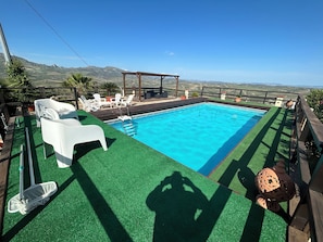 Utomhuspool