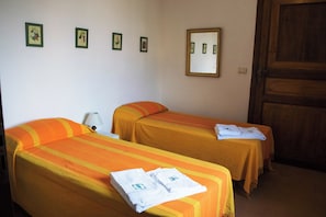 Apartment, 2 Bedrooms, Terrace, Garden View
