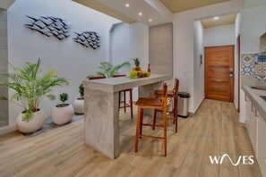Appartement, 2 chambres, fumeur, balcon | Restauration