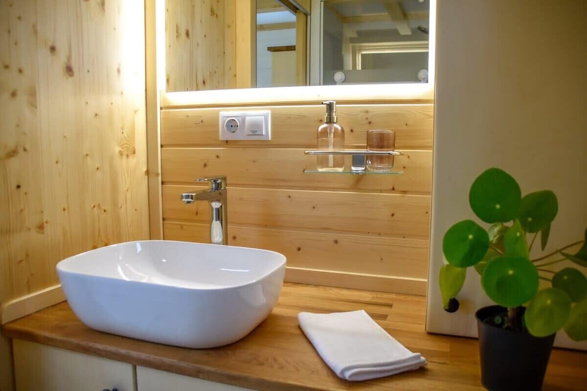 淋浴设施、吹风机、毛巾