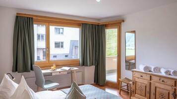 1 Schlafzimmer, Bügeleisen/Bügelbrett, WLAN