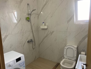 Apartamento, 1 quarto, para fumantes, sacada | Banheiro