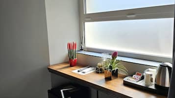 Kamar Superior | Seprai premium, bantalan ekstra lembut, minibar, dan meja kerja