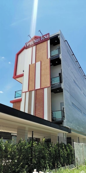 Exterior - Phattharasaya Home (Udon Thani)