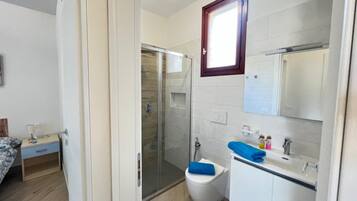Apartment, 2 Bedrooms, Patio, Garden View | 3 bedrooms