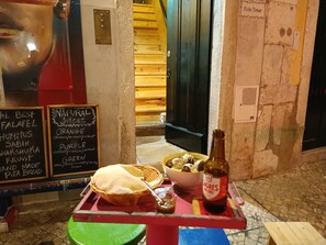 Interior - Prime Location, top/trendy street.At Castle hill/Baixa-Downtown, Family Friendly (Lisboa)