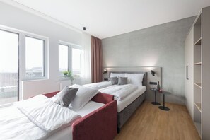 2 chambres, couette en duvet d'oie, bureau