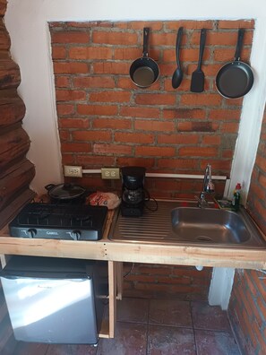 Room, 1 Bedroom, Patio, Mountain View | Dapur peribadi
