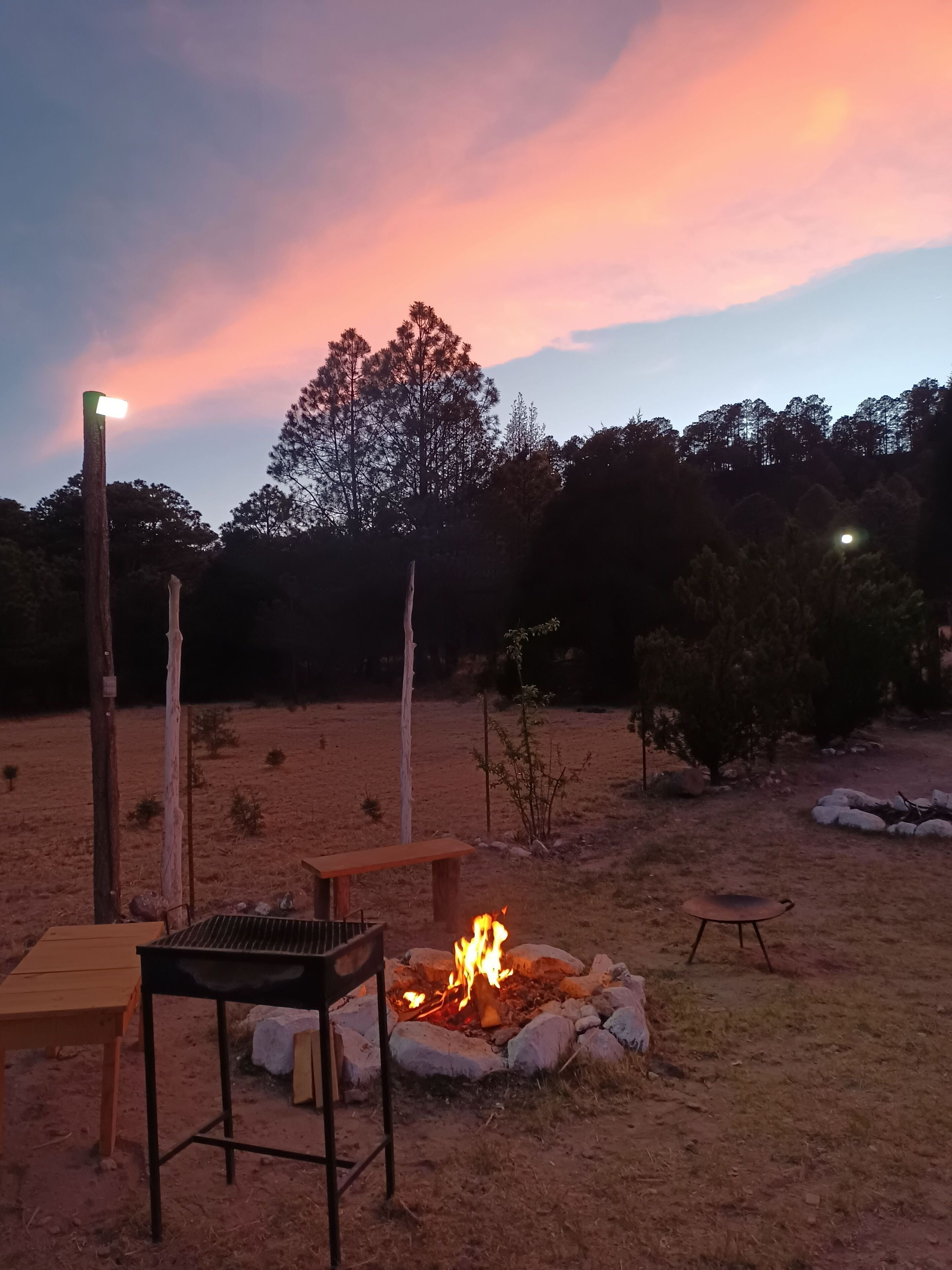 Habitación, 1 habitación, patio, vista a la montaña | Restaurante al aire libre